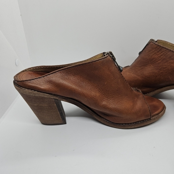 Frye cognac Izzy Zip moto sandal heeled mule peeptoe size 9B - Picture 8 of 13